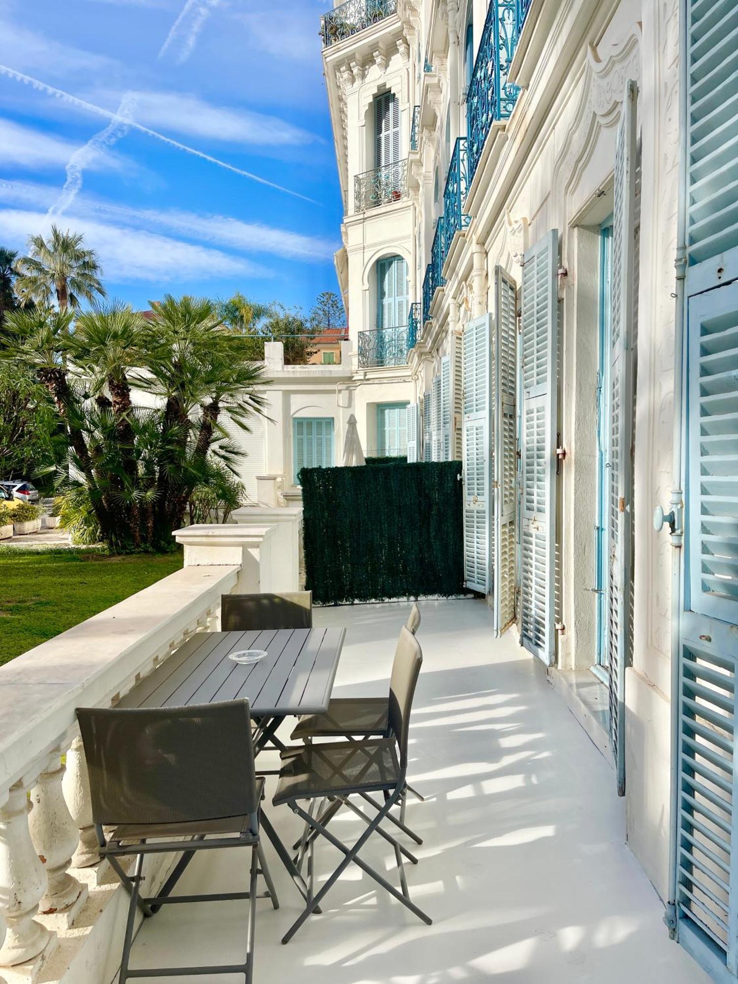 L'Orient Palace Apartments Menton Exterior foto